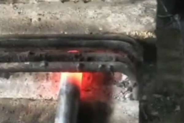 高频9.1成人免费看片加热设备加热速度快 几秒钟烧红铁棒