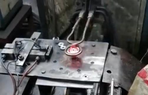 半自动高频91网站免费看片 工件加热淬火