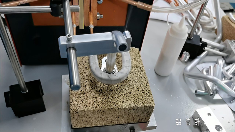 自动化9.1成人免费看片焊接设备在铝件焊接中的应用主要体现在以下几个方面