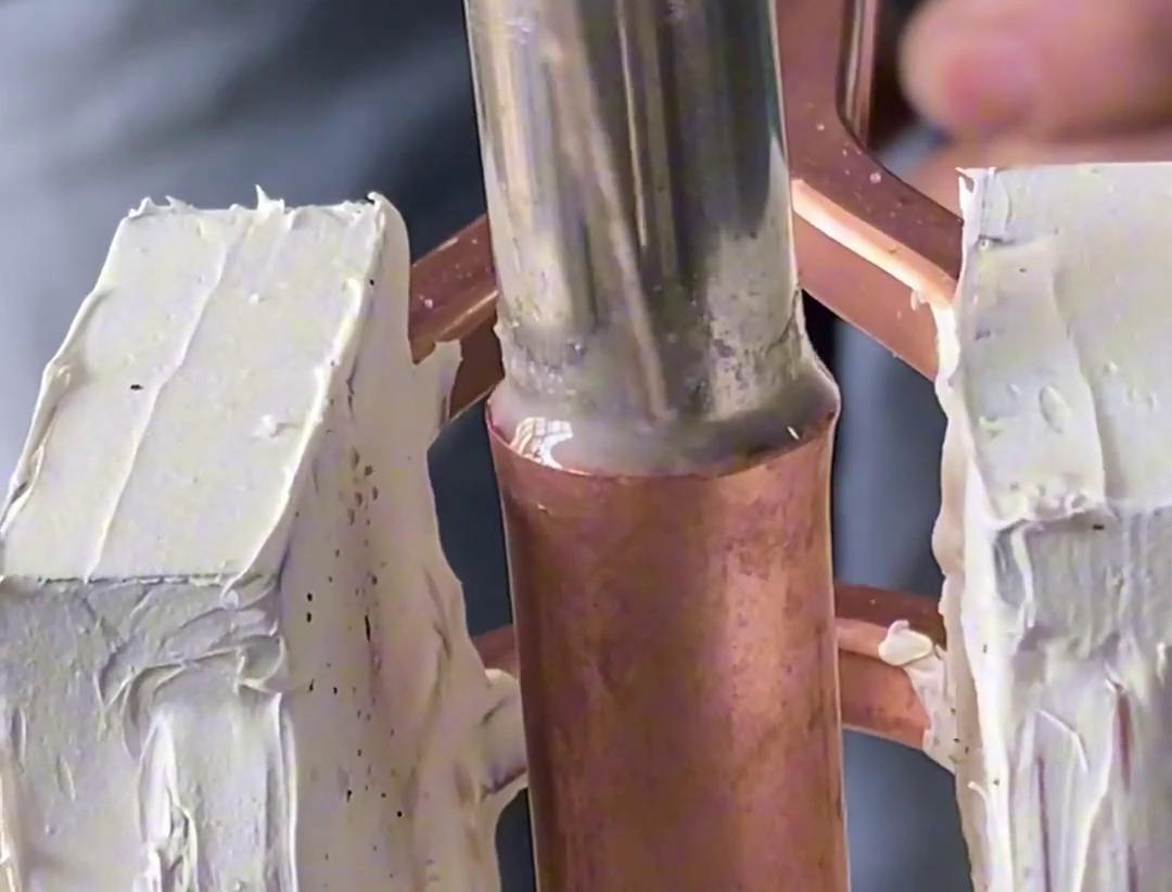 高频焊接铜管相比传统的火焰焊接，具有多方面的显著优势(图2)