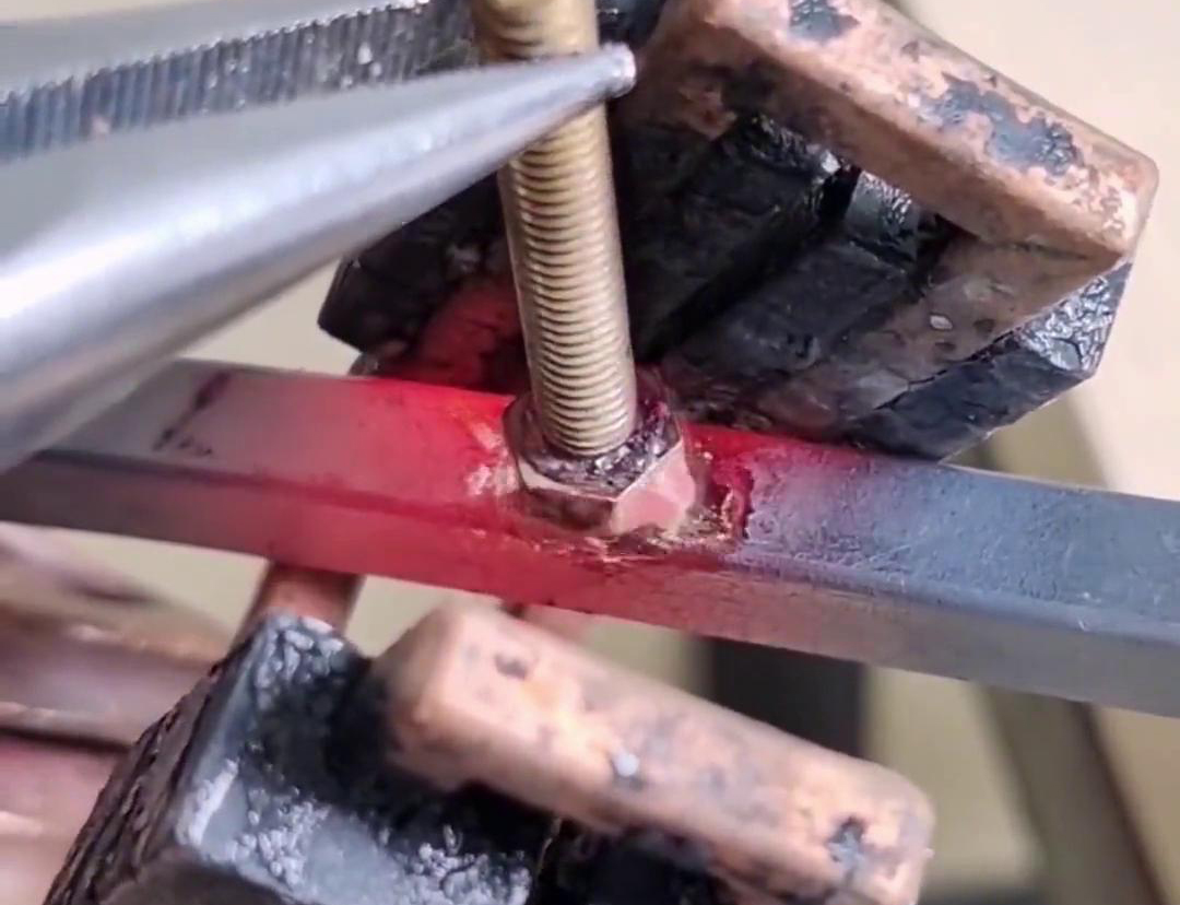 铜焊接，特别是铜件和铜管螺丝的焊接手持式高频焊机有应用优势