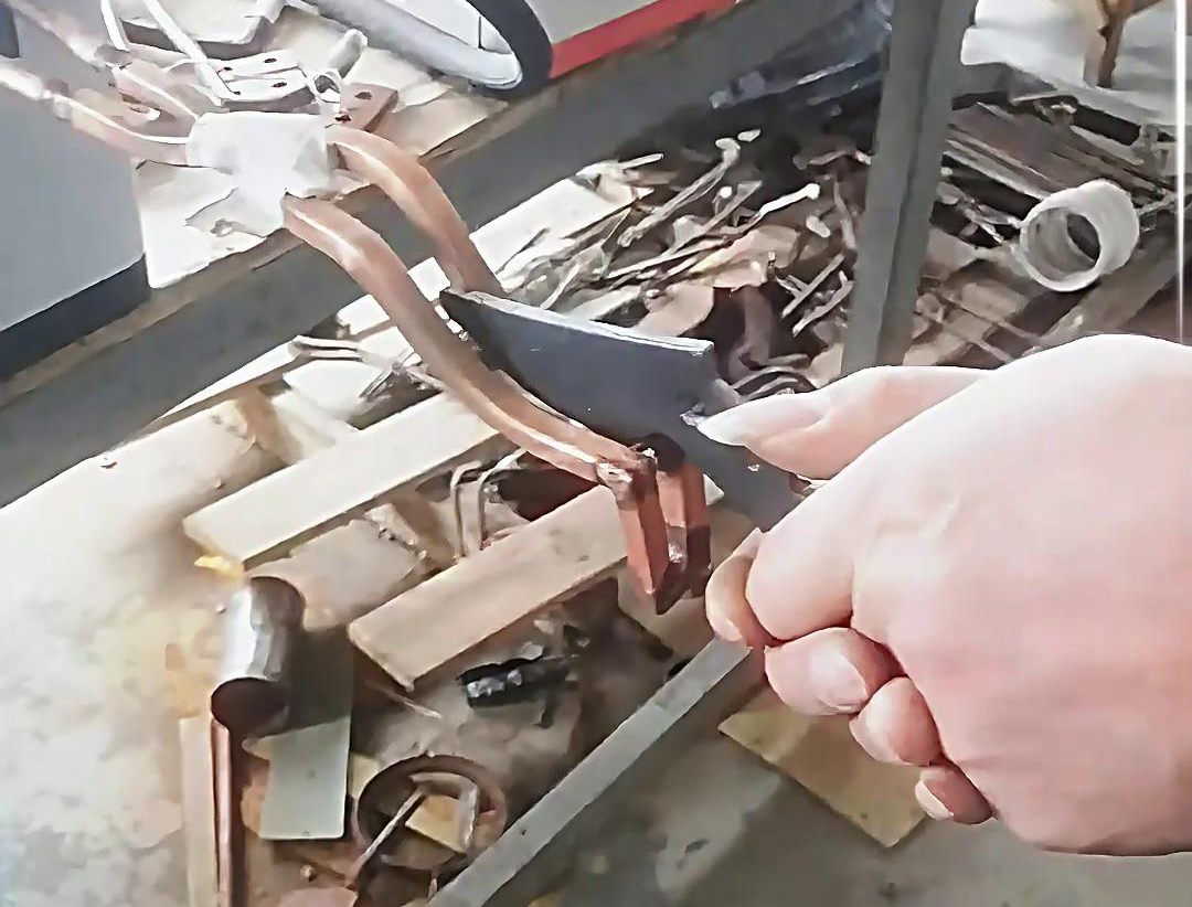 超高频淬火机：刀具刃口淬火的高效保障(图3)