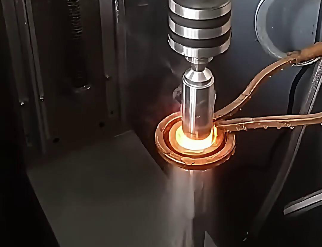 91看片神器APP超高频9.1成人免费看片加热设备助力电机轴淬火(图2)