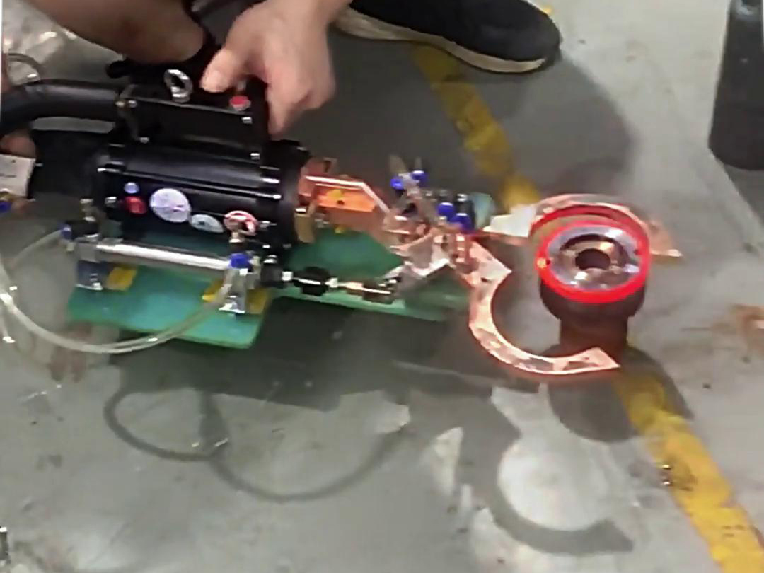 91看片神器APP手持式高频加热机：工业加热新利器