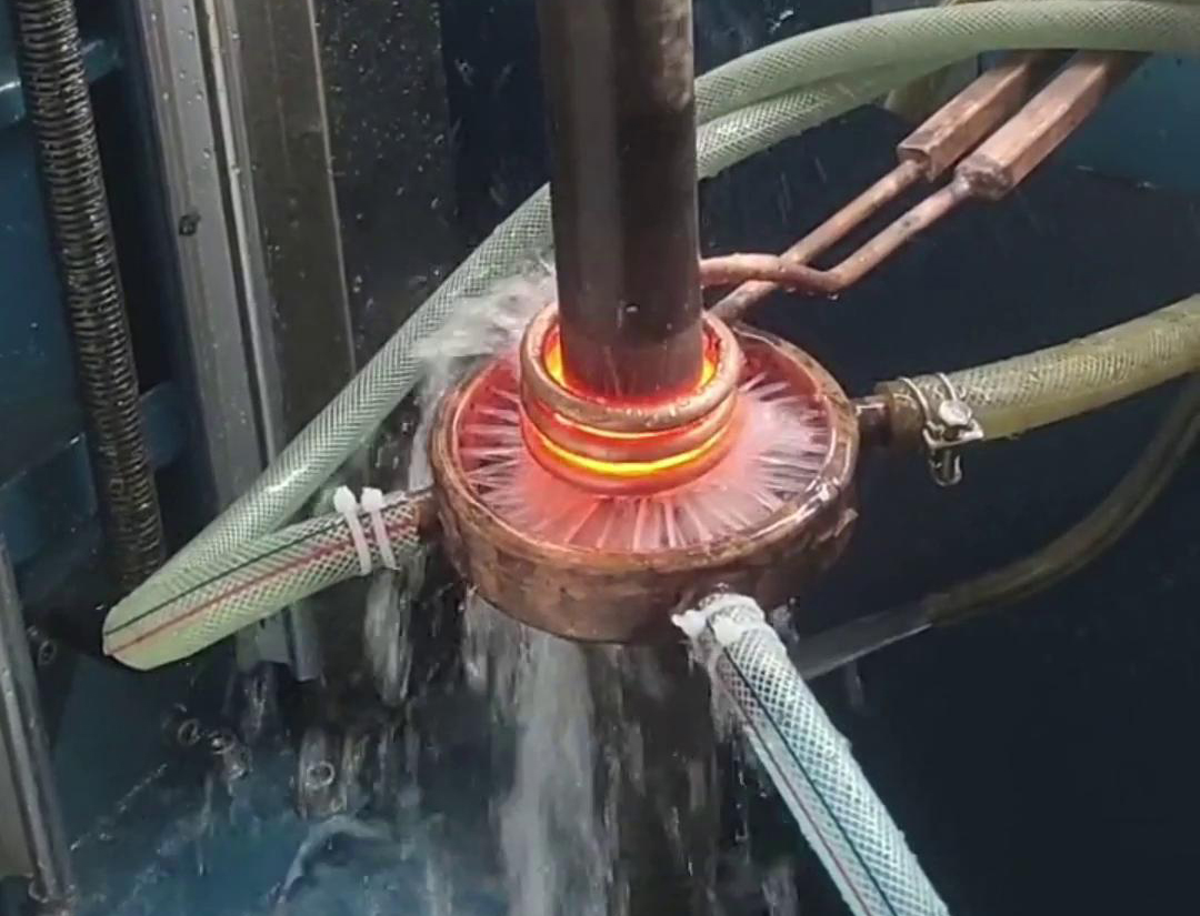 91看片神器APP卧式高频淬火机床：轴类热处理代加工的卓越之选