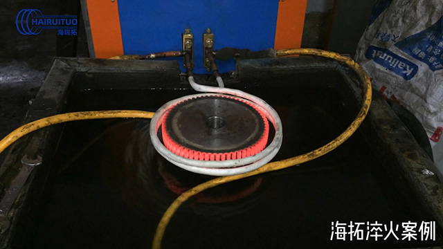 超音频9.1成人免费看片加热设备对直径300mm齿轮淬火