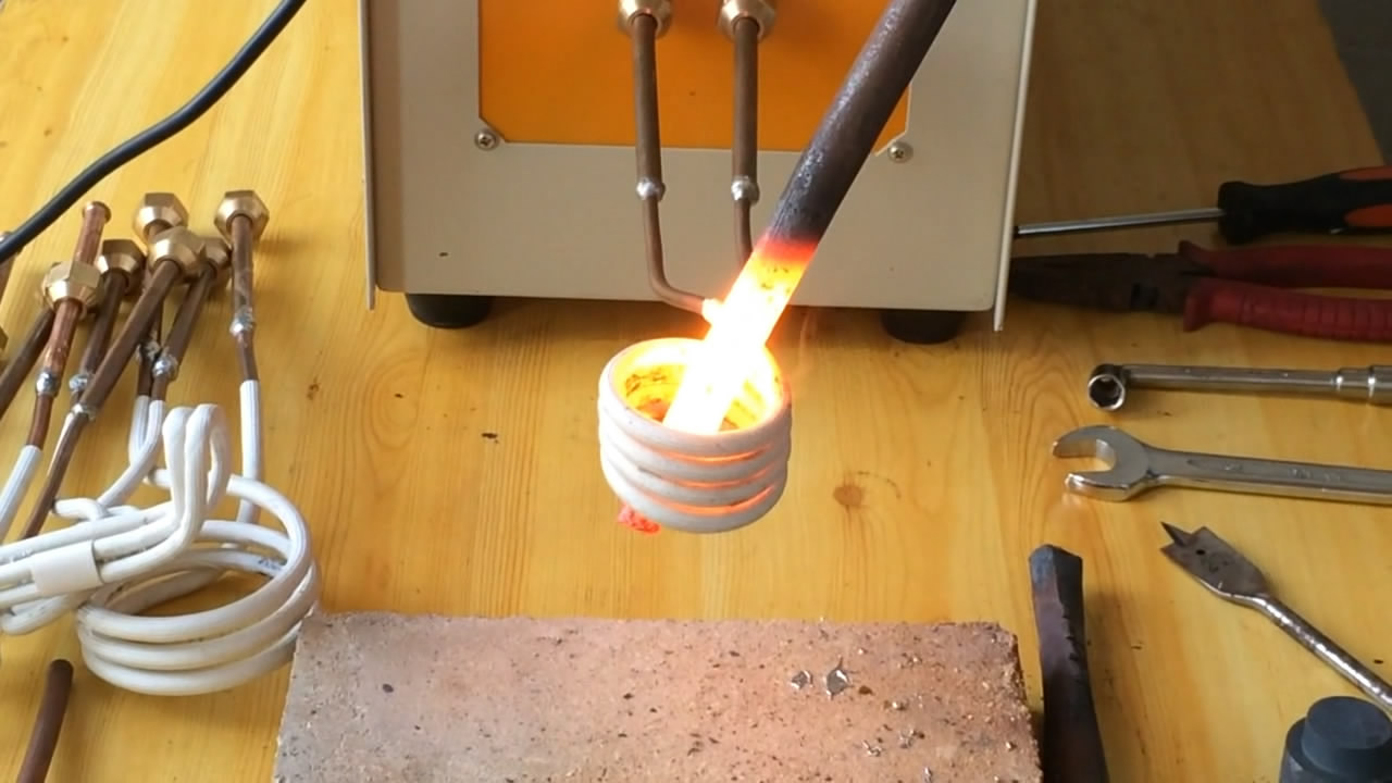 高频9.1成人免费看片加热设备加热工件产品演示视频