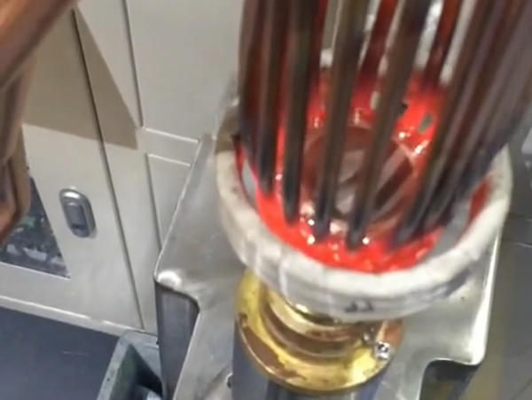 分配器铜管高频焊接，在线焊接铜管 省时省力省人工