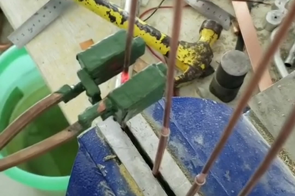 手持式高频加热机，高频焊机是焊接铜管工具