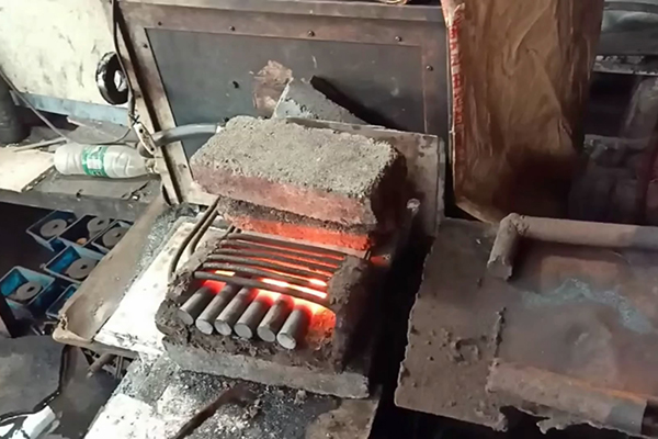 球销毛坯加热锻造用中频9.1成人免费看片加热设备