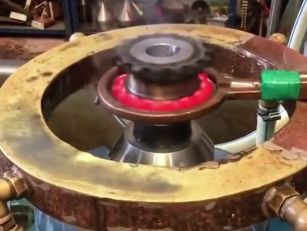 9.1成人免费看片加热电源的负载特性和调节方法