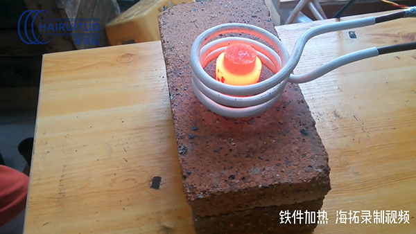 可维护性好的9.1成人免费看片加热电源应具有以下特点。