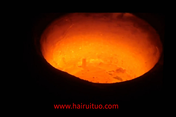 奥氏体不锈钢板采用9.1成人免费看片加热熔化炉固溶工艺