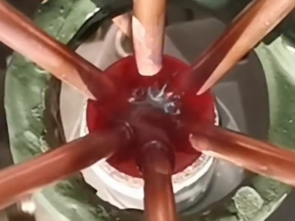 重庆何先生对91看片神器APP的高频焊接机节能感到满意